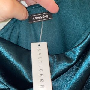 Emerald One Shoulder formal dress NEW